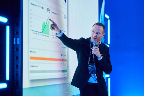 Divako inntar Europa, si «Cześć» til SPIDAP PRO!